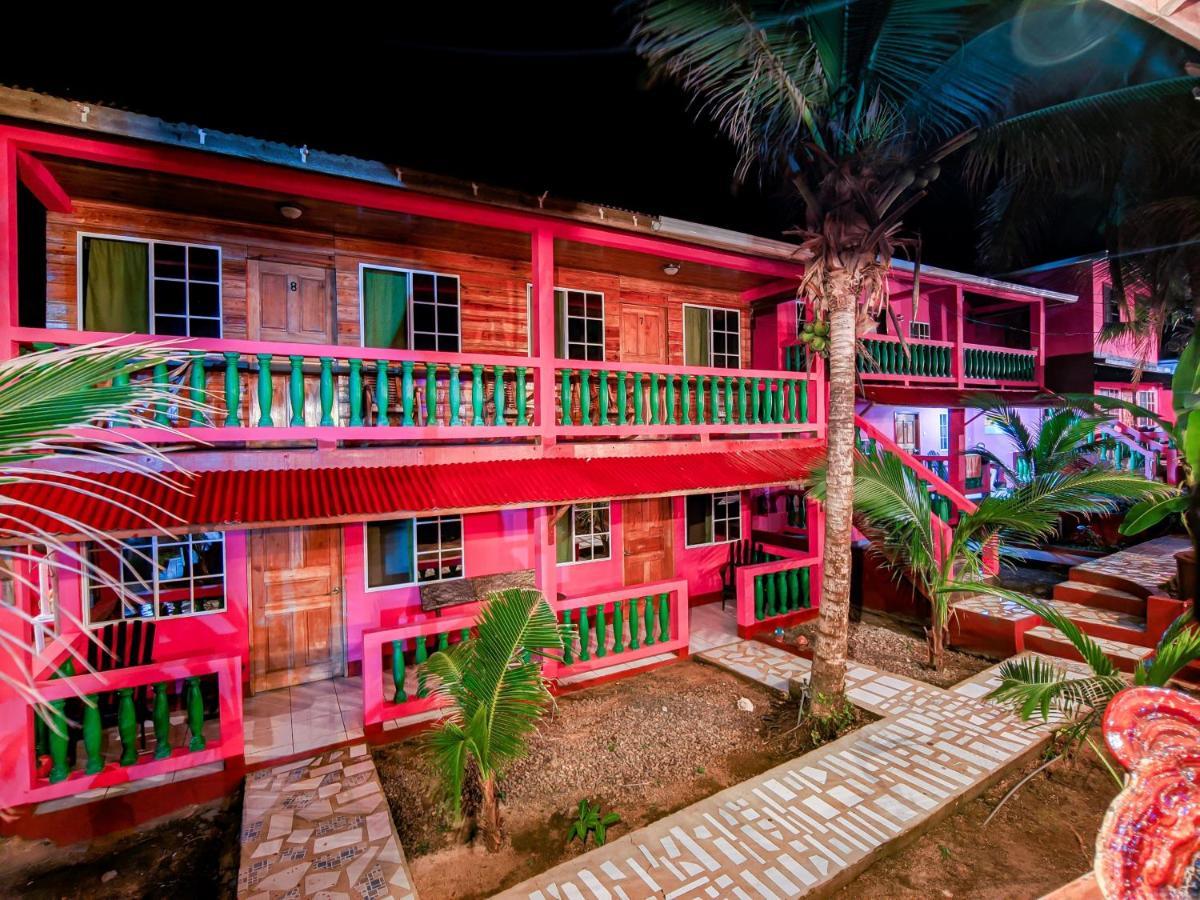 Las Palmeras Oceanview Hotel And Dive Center Ilhas do Milho Exterior foto