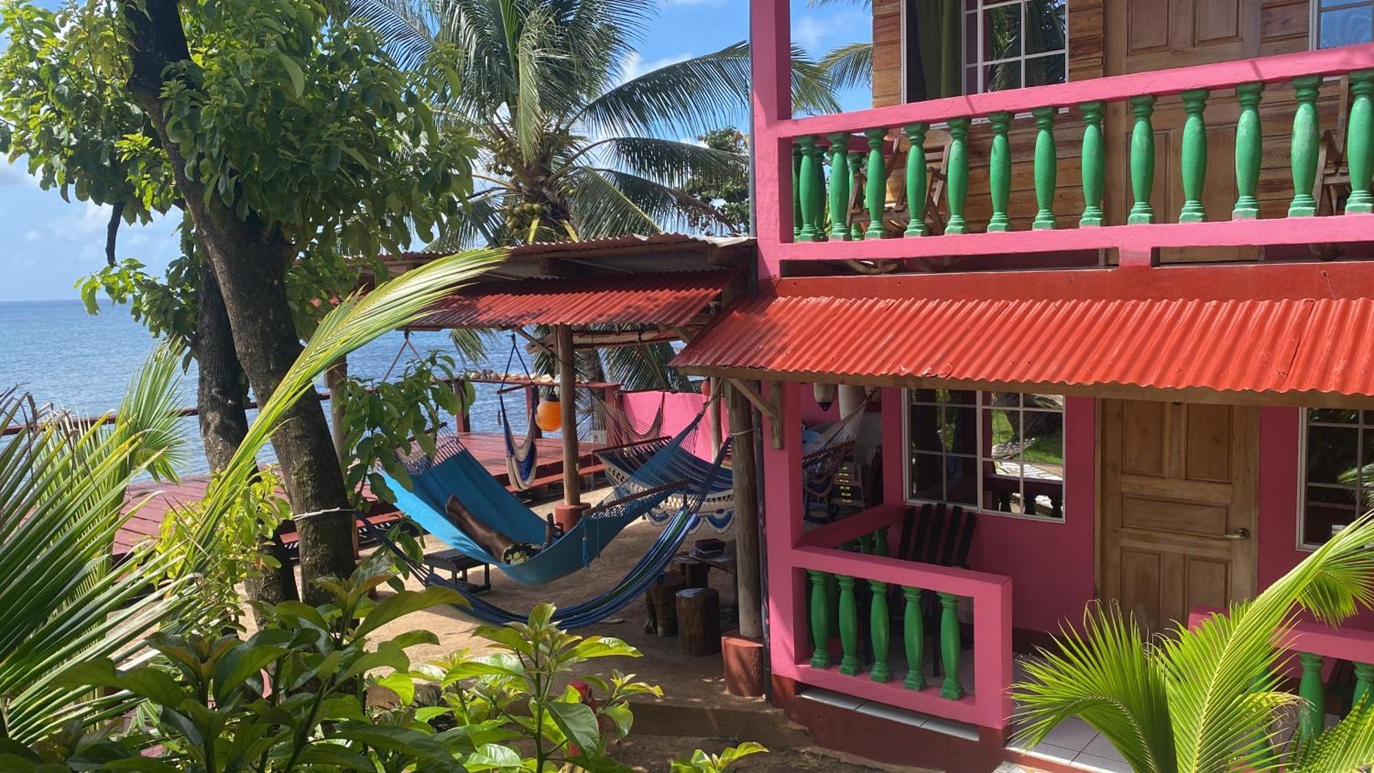 Las Palmeras Oceanview Hotel And Dive Center Ilhas do Milho Exterior foto