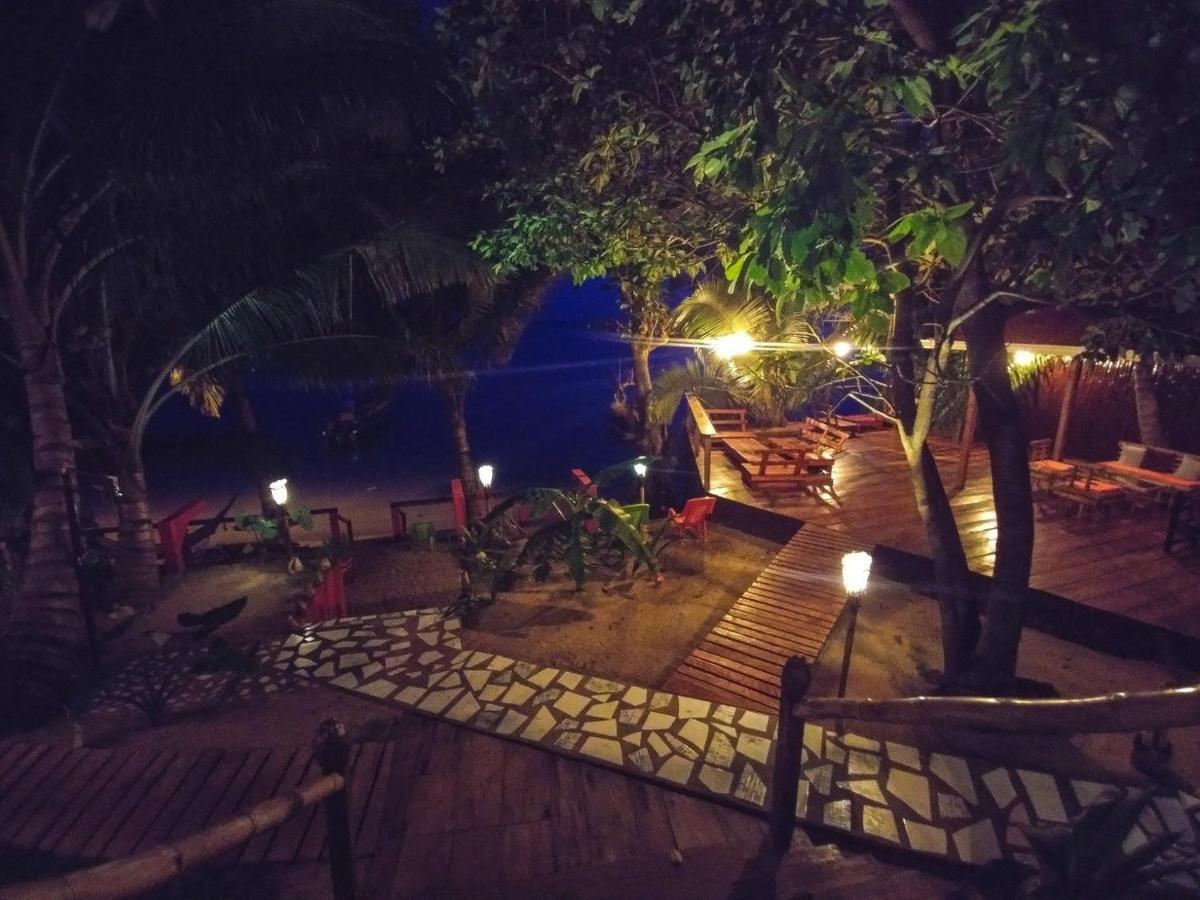 Las Palmeras Oceanview Hotel And Dive Center Ilhas do Milho Exterior foto